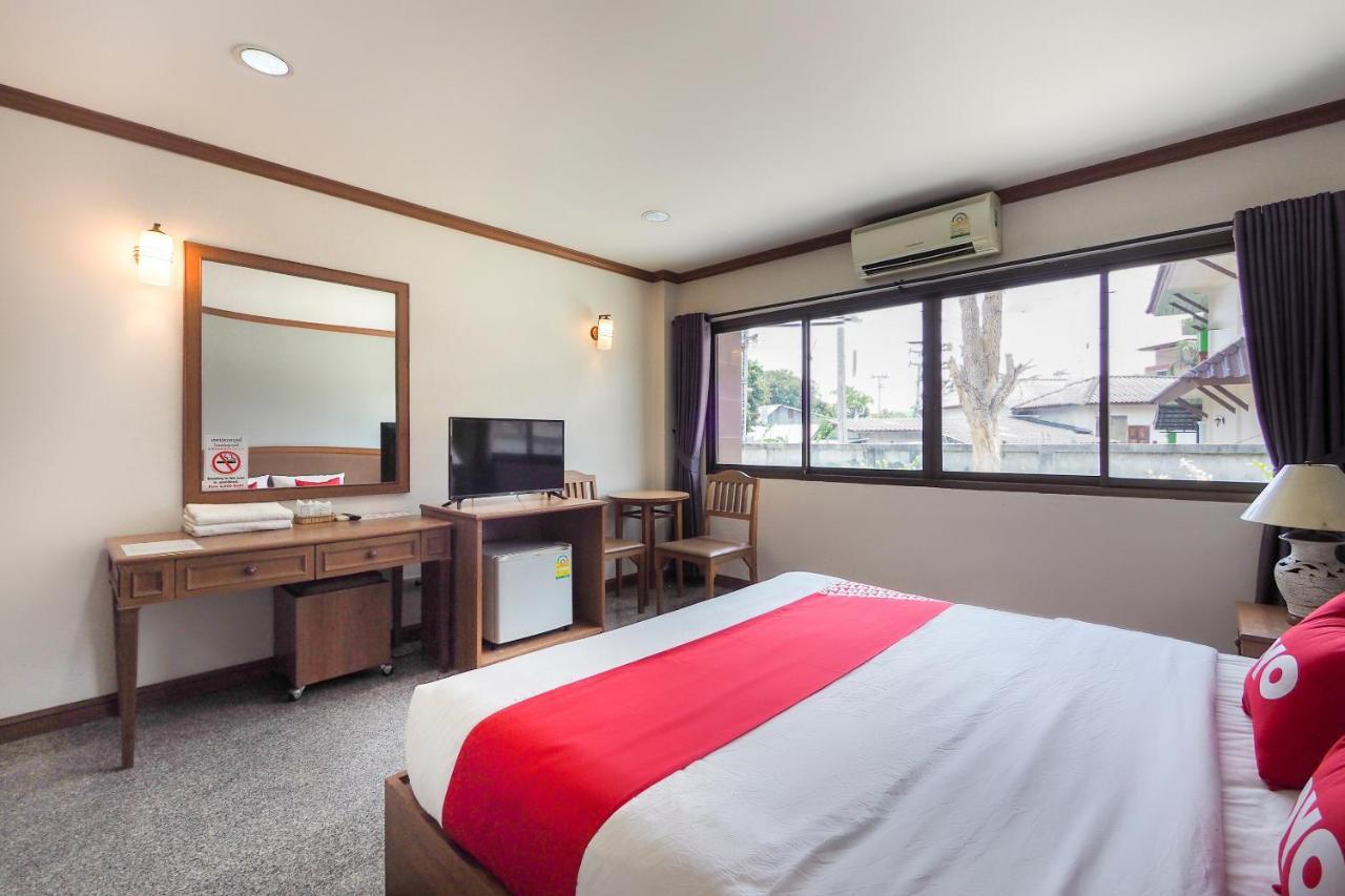 Oyo 859 Golden Land Hotel Chiang Rai Exterior photo
