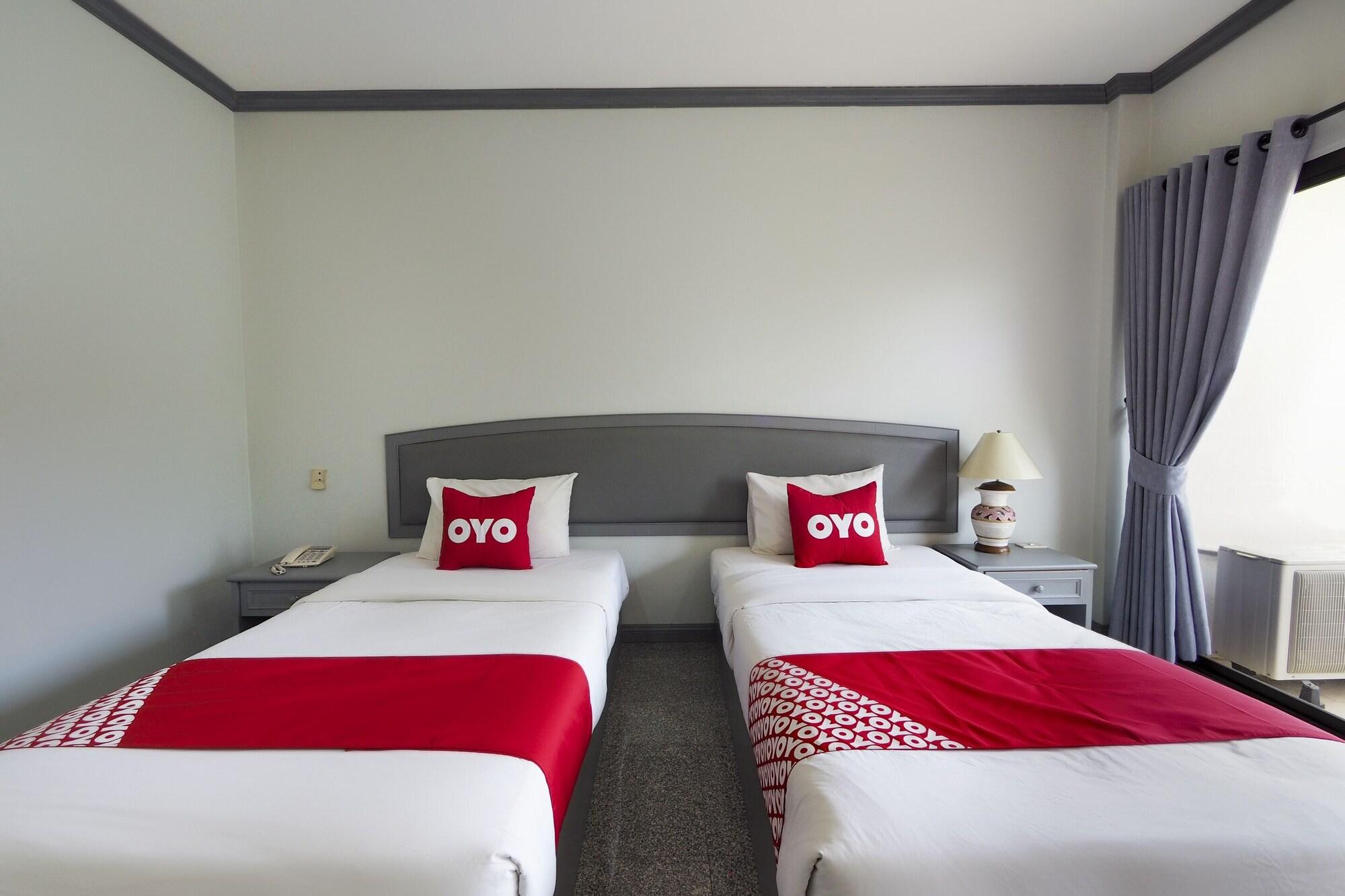Oyo 859 Golden Land Hotel Chiang Rai Exterior photo