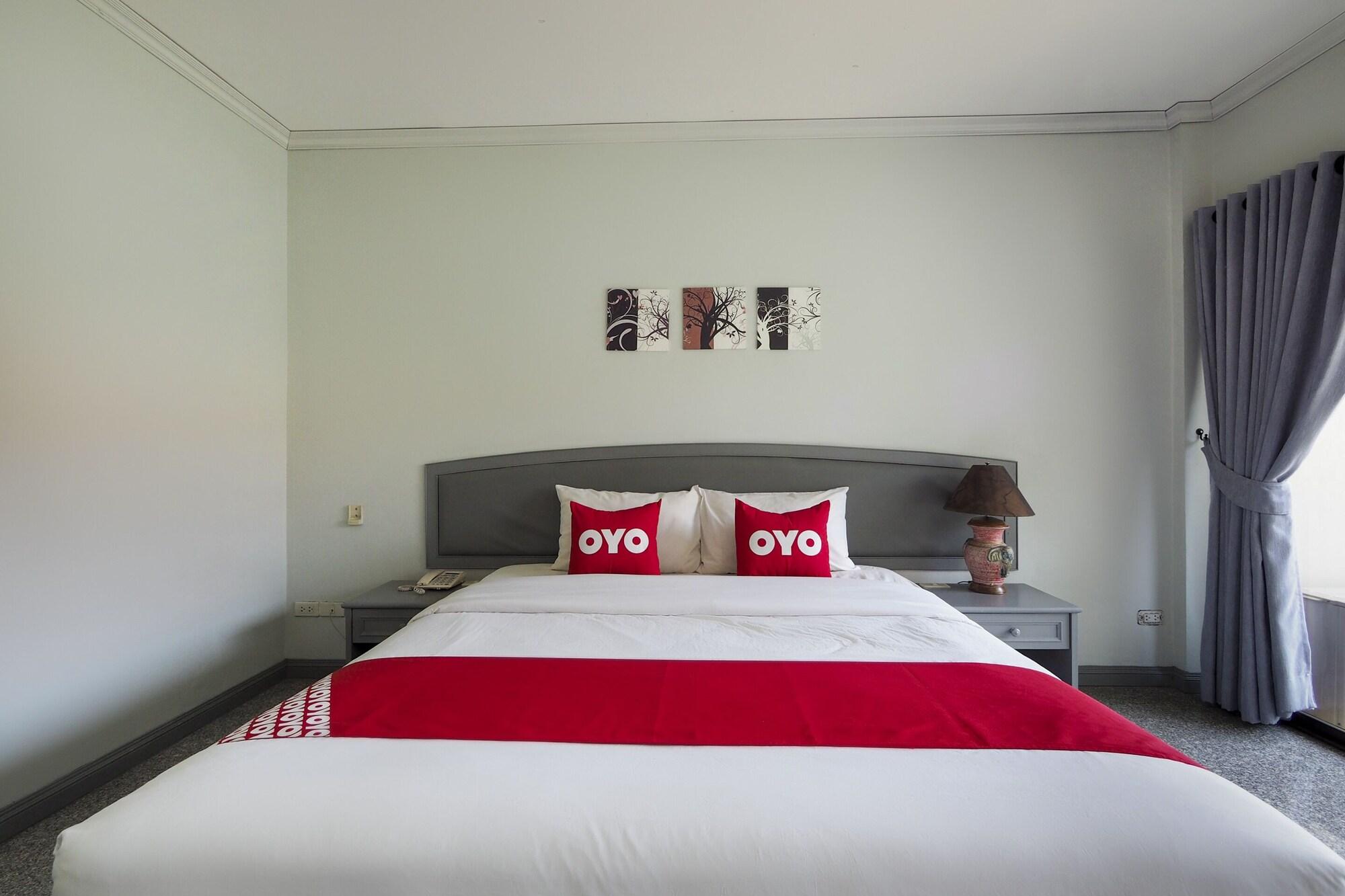Oyo 859 Golden Land Hotel Chiang Rai Exterior photo